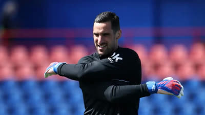 Sergio Rico vence las probabilidades y se recupera tras accidente en El Rocío